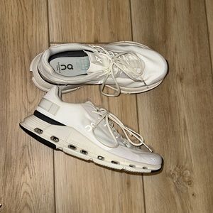 Oncloud running sneakers